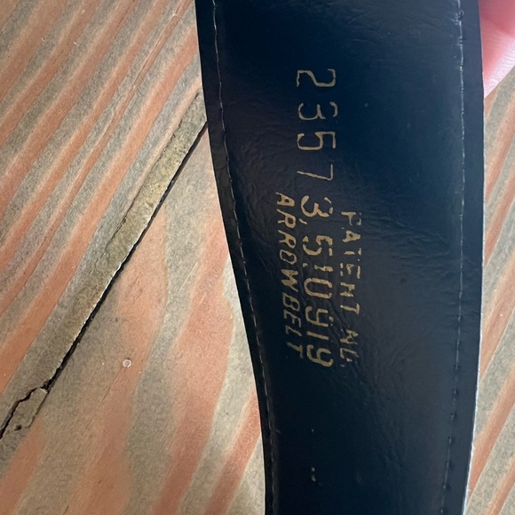 Arrow Belt of California - Vintage Leather Navy Belt with Brass Buckle - Picture 3 of 4